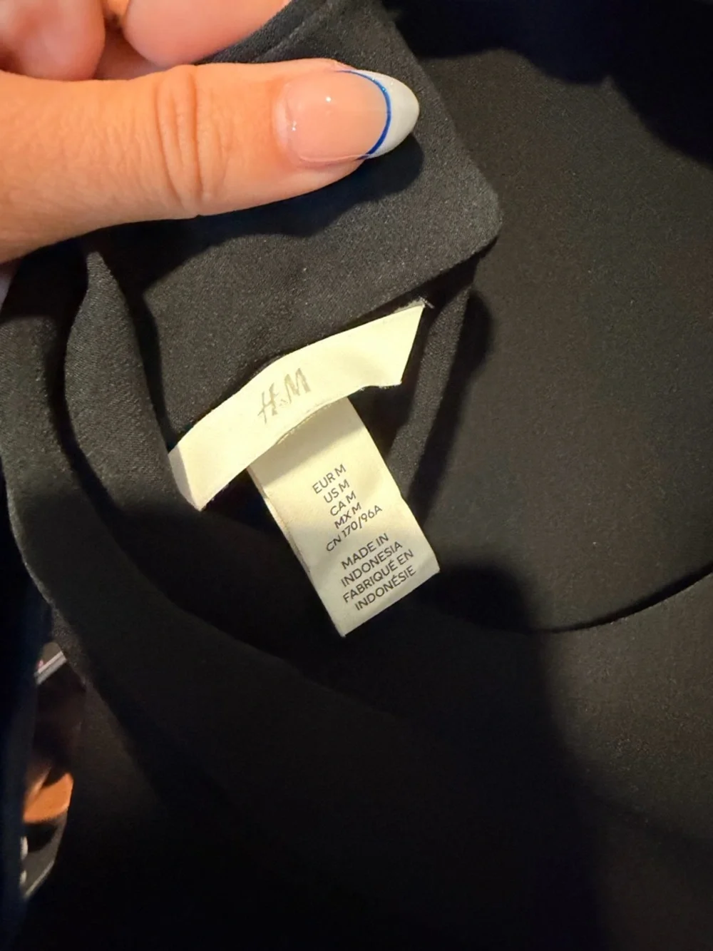 H&M Black Long Sleeve Women’s Dress - Picture 3 of 3